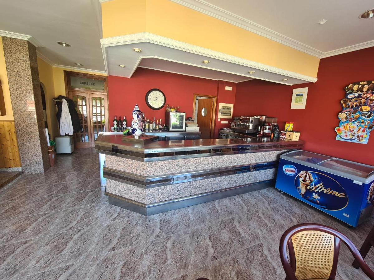 מלון Louro Hostal Playa Atlantica מראה חיצוני תמונה