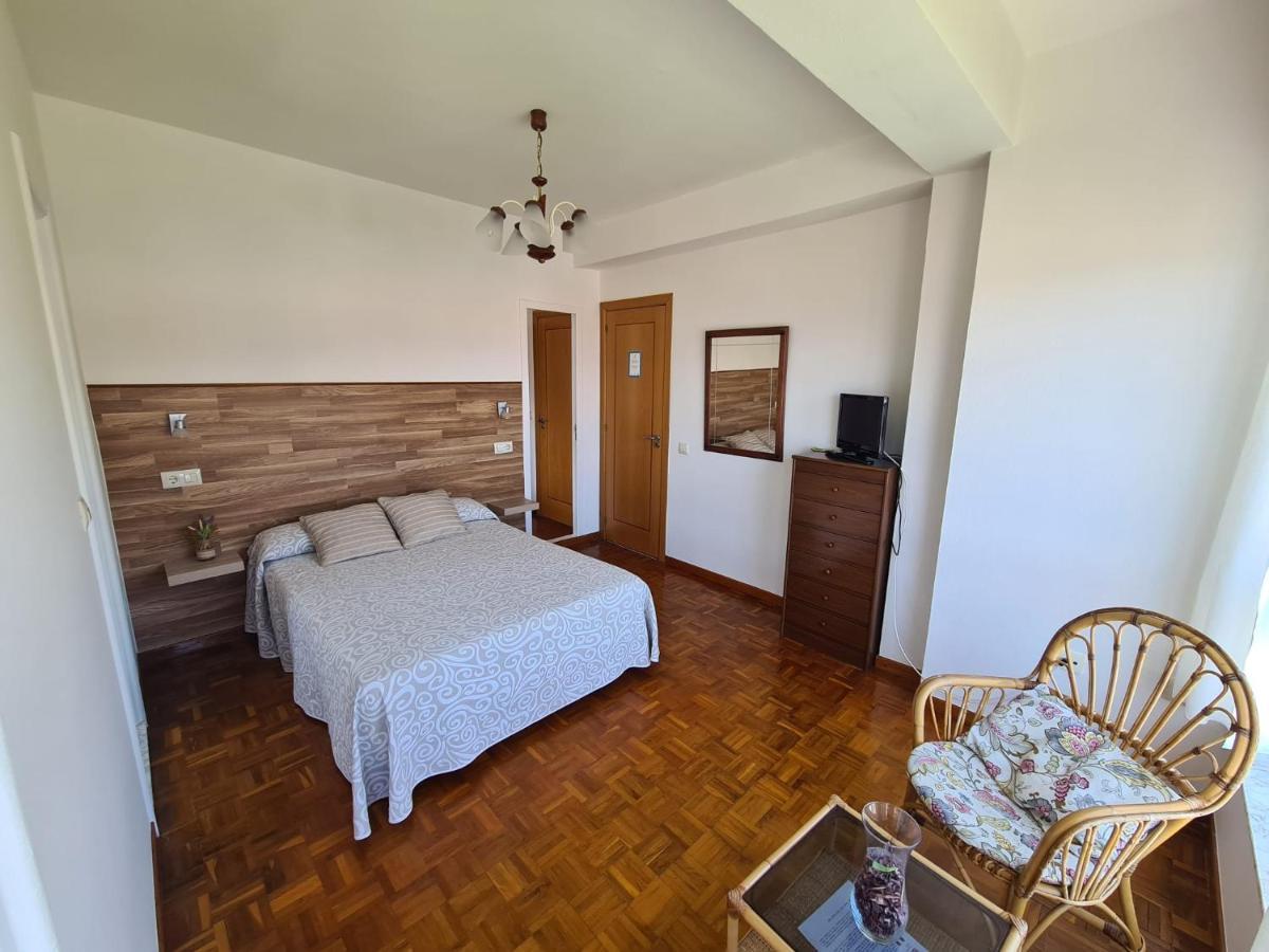 מלון Louro Hostal Playa Atlantica מראה חיצוני תמונה