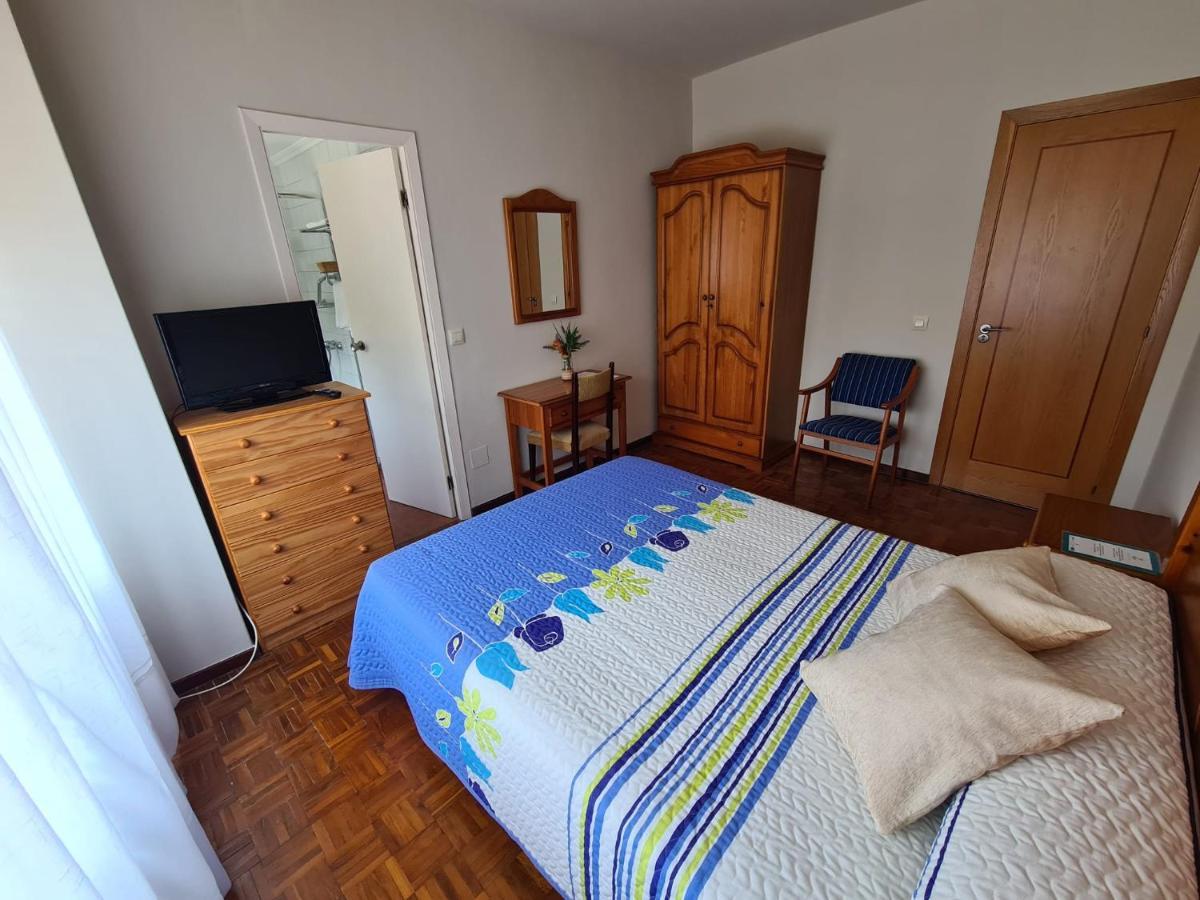 מלון Louro Hostal Playa Atlantica מראה חיצוני תמונה