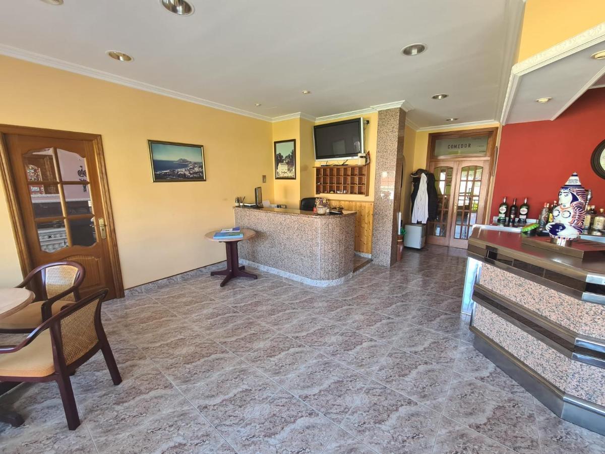 מלון Louro Hostal Playa Atlantica מראה חיצוני תמונה