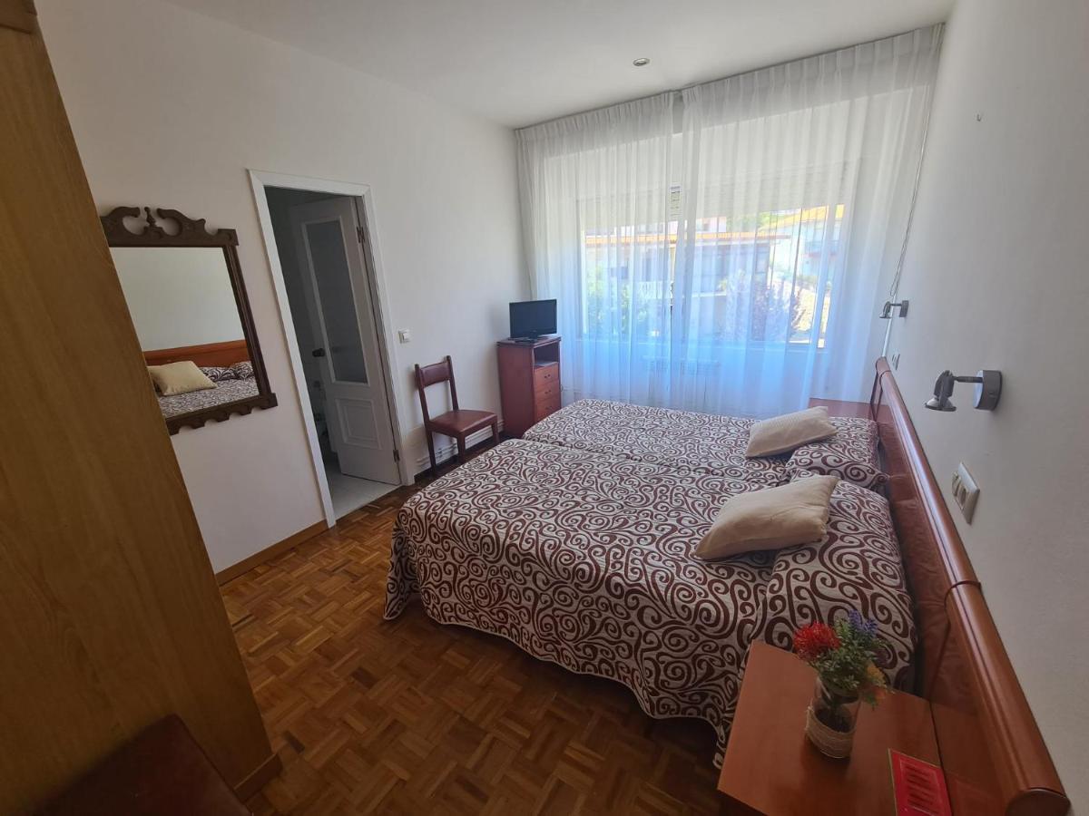 מלון Louro Hostal Playa Atlantica מראה חיצוני תמונה