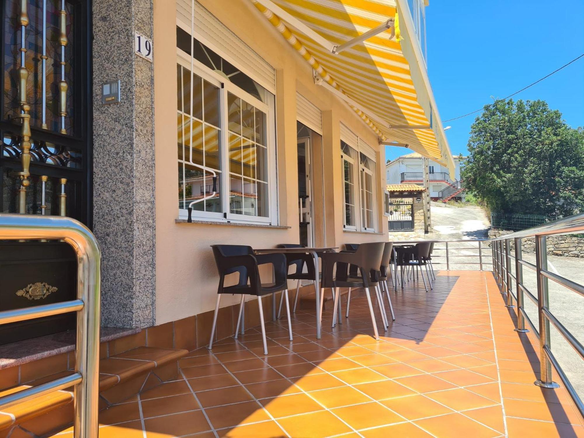 מלון Louro Hostal Playa Atlantica מראה חיצוני תמונה